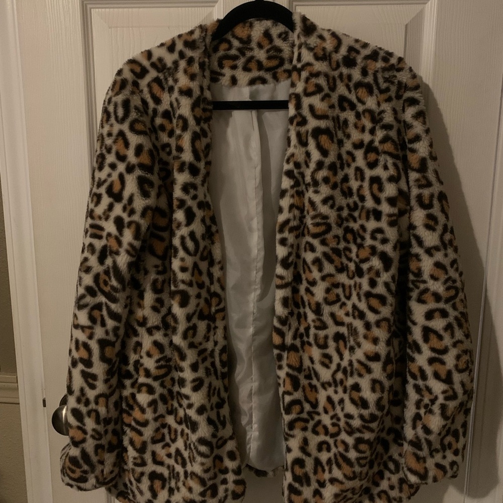 SHEIN Leopard-Print Faux Fur Teddy Jacket in Cream, Brown & Black